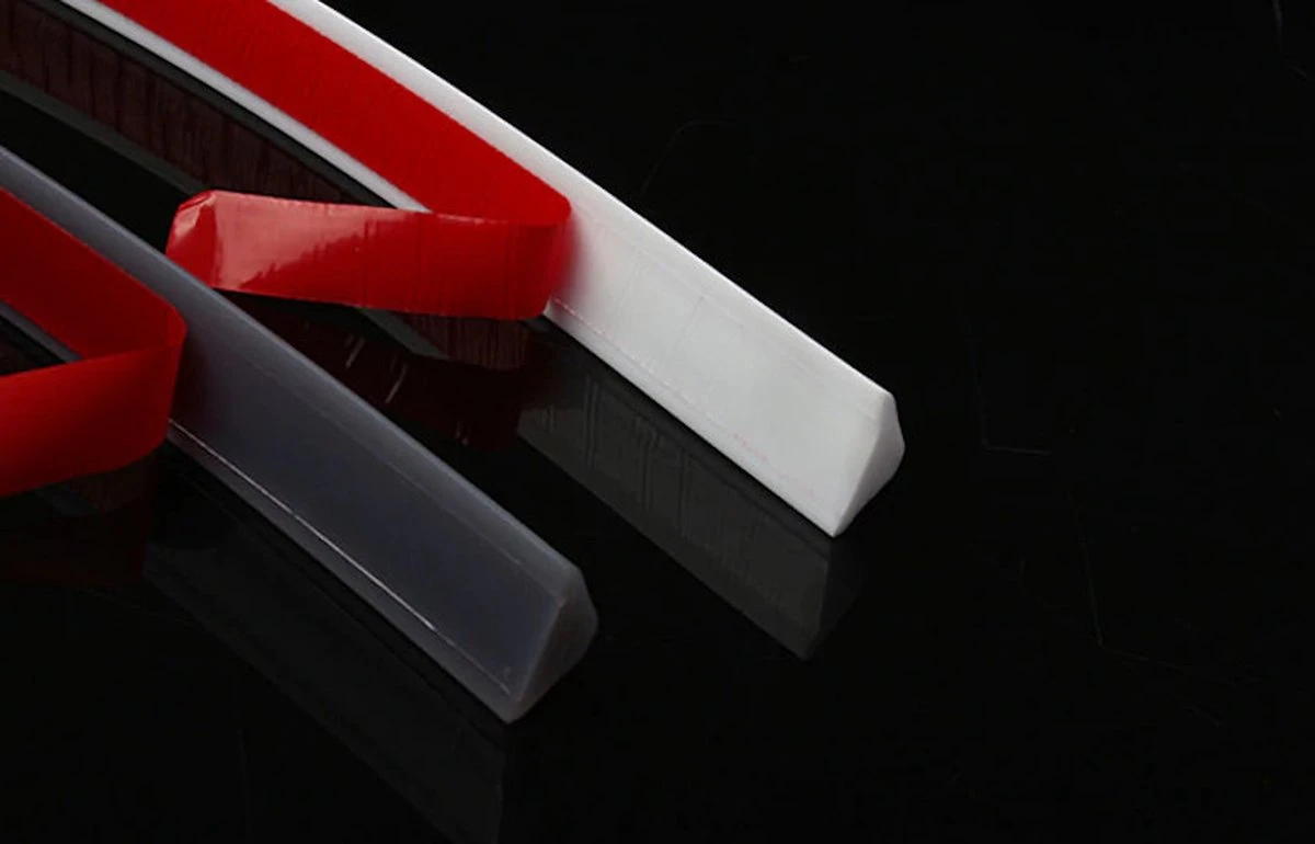 Lariwo Sanitair® Siliconen Waterdorpel 100cm 100 Cm Zwart Douche Douchebak Douchegordijn Wc Toilet Wasbak Waterstopper Waterdorpel Waterdrempel